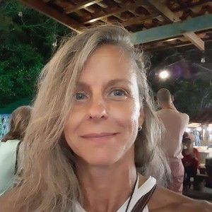 Meet your Posher, Posh